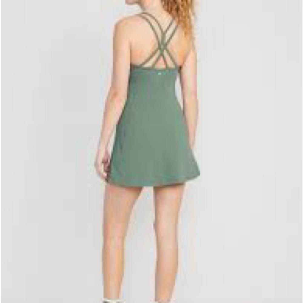 Elegant Green Strappy Dress